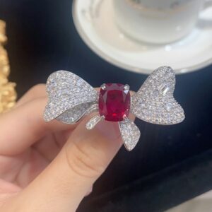 #152 S925 Silver Light Luxury Exquisite High-end Cultivated ruby Bow 6-carat ring for women