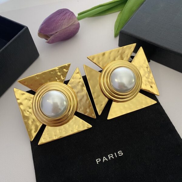 331#European and American retro geometric block diamond design fashionable ear clip with unique temperament vintage earrings - Image 2