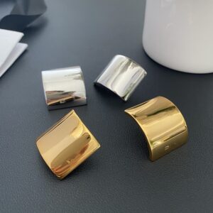 337#European and American style fashion design trendy brand earrings with high-end feel brass plated with 24k gold, simple smooth surface geometric curved square earrings