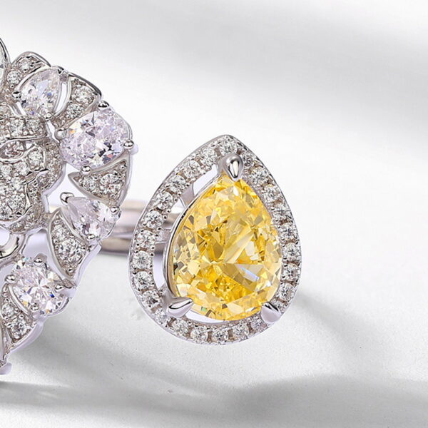 385#2.8 carat new water droplet shaped high carbon diamond ring S925 silver plated 14k gold full set colorful treasure flower finger ring European and American fashion light luxury - Image 3