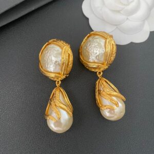 283#Retro designer pearl water droplet ear clip earrings with a high-end feel, elegant temperament, light luxury, fashionable and versatile water droplet earrings