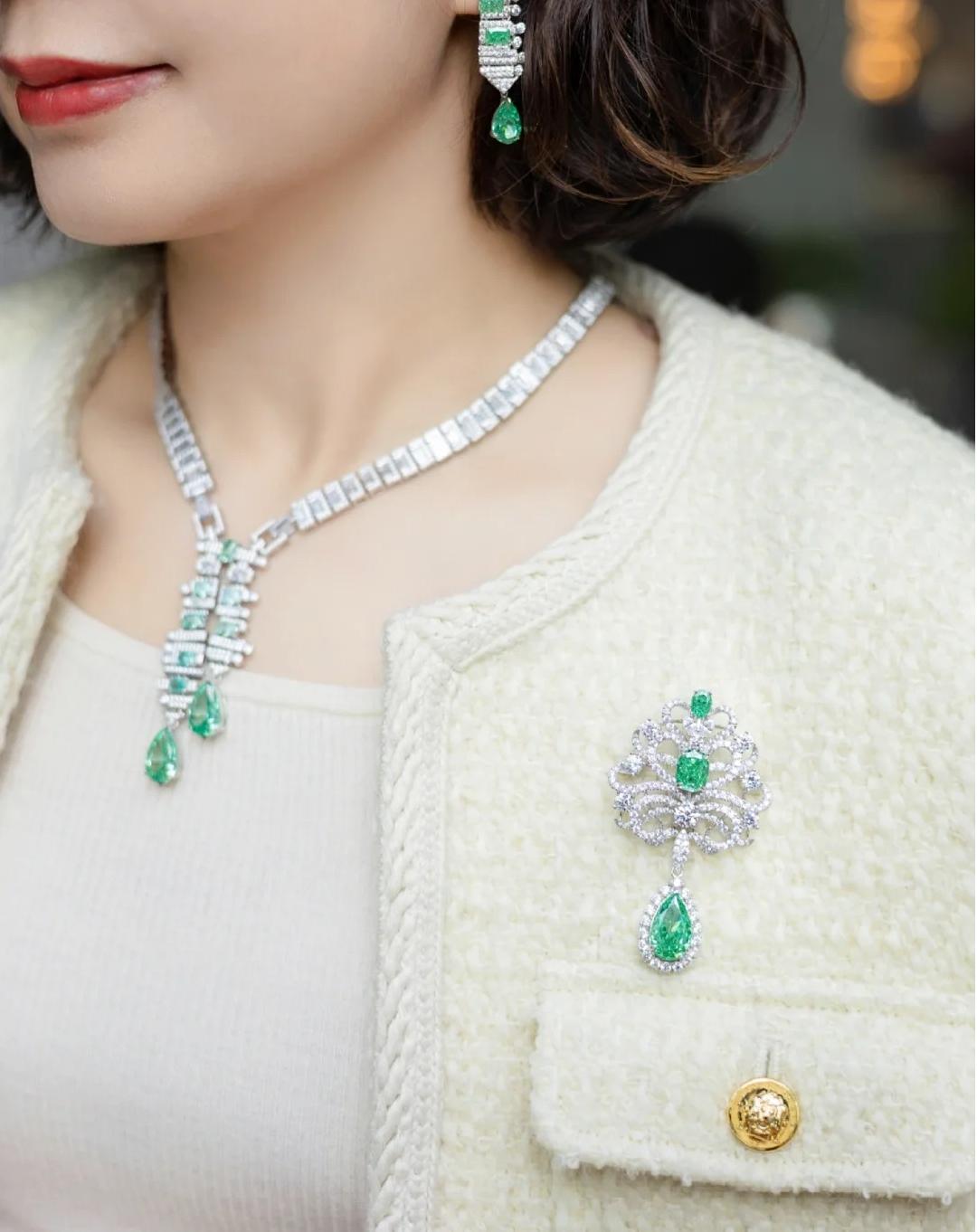 #427 S925 silver plated with gold, Paráiteba color cultivated diamond ladies' evening necklace - Image 2