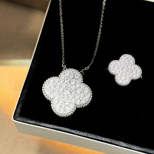 364#S925 silver large four leaf clover full diamond necklace ring, high-end designer, fashionable temperament, exquisite necklace - Image 2