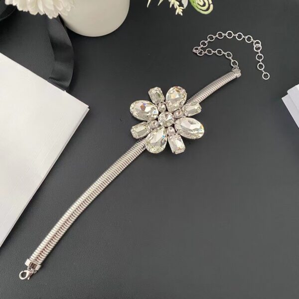 340#New European and American style fashionable flower crystal necklace with elegant design and luxurious high-end necklace accessories - Image 7