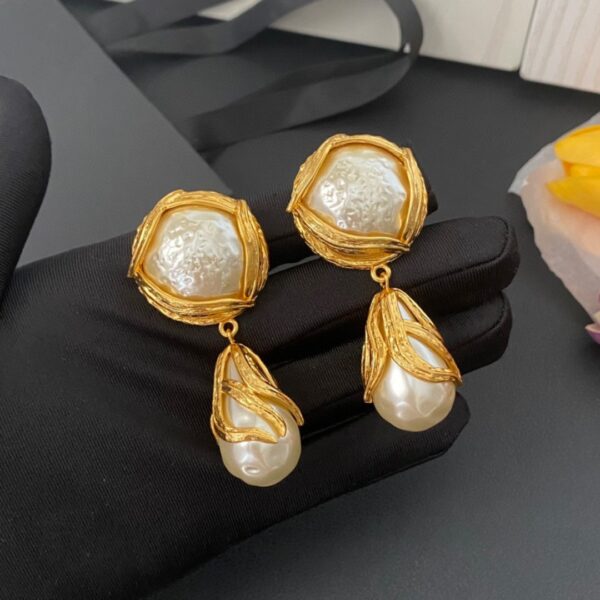 283#Retro designer pearl water droplet ear clip earrings with a high-end feel, elegant temperament, light luxury, fashionable and versatile water droplet earrings - Image 7