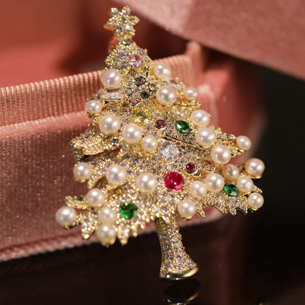 334#Light luxury high-end natural pearl Christmas tree brooch pendant evening dress high-end chest flower accessory - Image 2