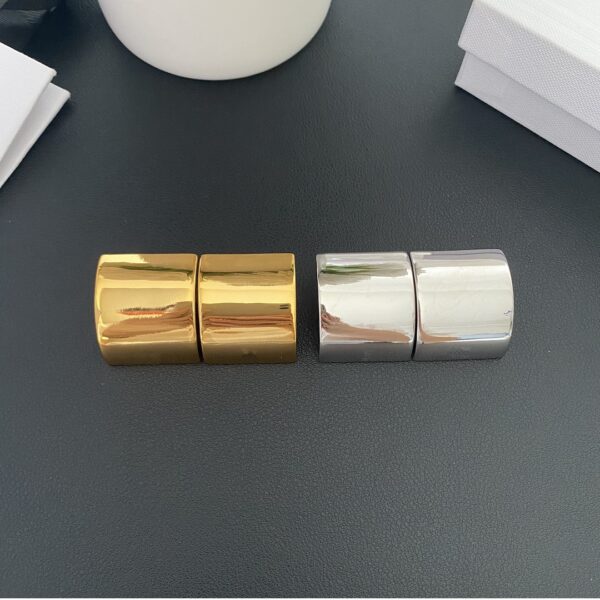 337#European and American style fashion design trendy brand earrings with high-end feel brass plated with 24k gold, simple smooth surface geometric curved square earrings - Image 3