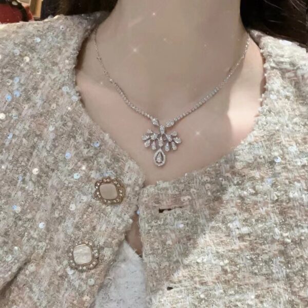 365#925 silver water droplet scattering diamond heron feather crown design, full diamond necklace, luxurious and noble banquet, high carbon diamond high-end series - Image 6