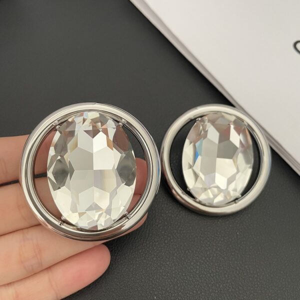 291#Designer's new AR European and American exaggerated style round large crystal ear clip simple personality fashionable female elite retro earrings - Image 3