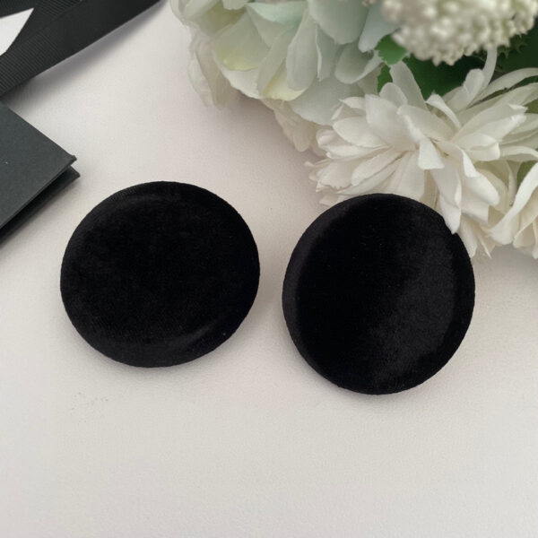 441666#European and American new fashionable ear clip simple circular geometric velvet black fashion style retro earrings - Image 7