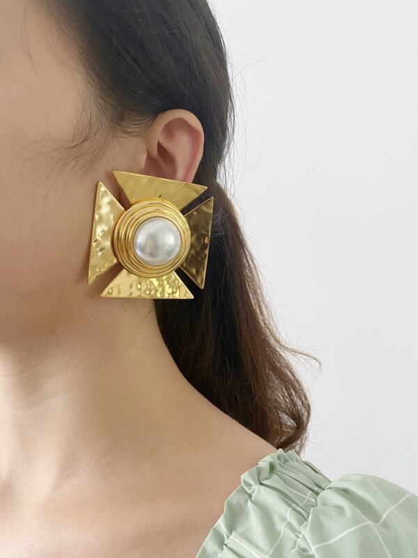 331#European and American retro geometric block diamond design fashionable ear clip with unique temperament vintage earrings - Image 5