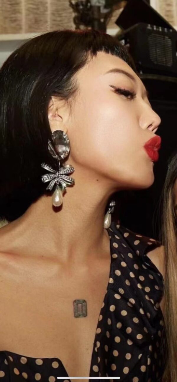289#European and American style, fashionable bow, crystal ear clip, retro silver vintage design, light luxury ear clip earrings - Image 2