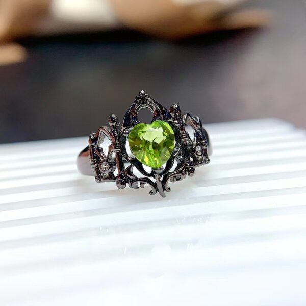 350#Factory Direct Color Treasure Jewelry 925 Silver Inlaid Natural Heart shaped Olivine Ring Small Personalized Black Gold Plating 6 * 6mm - Image 6
