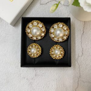 #469 French niche design new round pearl and crystal earrings