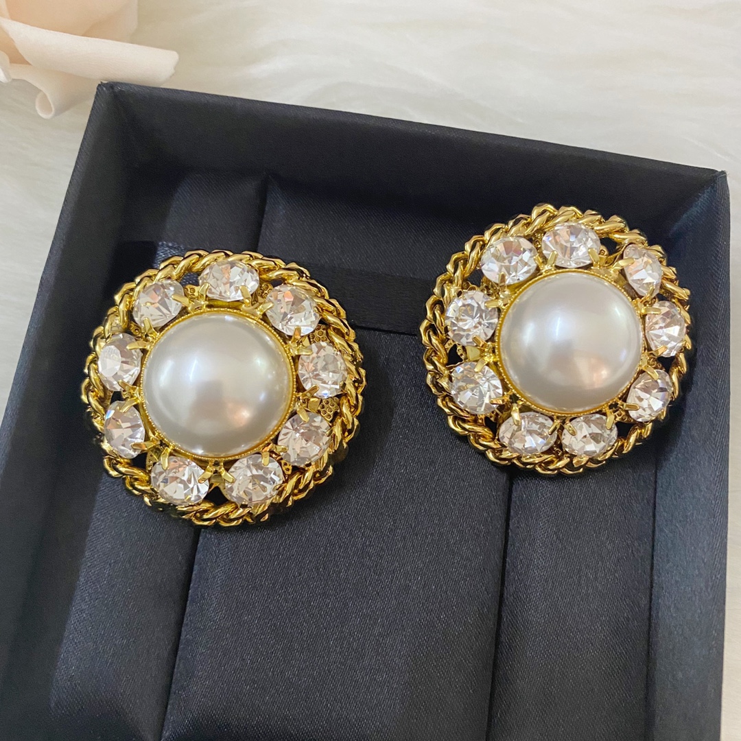 #469 French niche design new round pearl and crystal earrings - Image 4