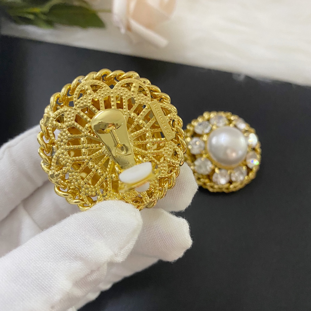 #469 French niche design new round pearl and crystal earrings - Image 6