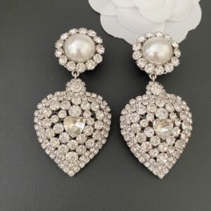 #479 French Retro Crystal Pearl Heart Earring Clip