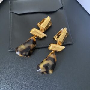 #487 Fashionally Sophisticated Exaggerated Retro Geometric Leopard Print Ear Clip