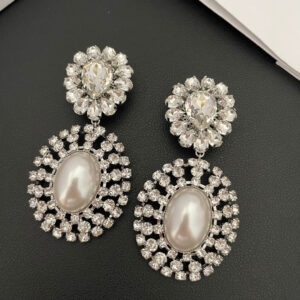 #500 Rare and Sophisticated Exaggerated Flower Design Crystal Earrings