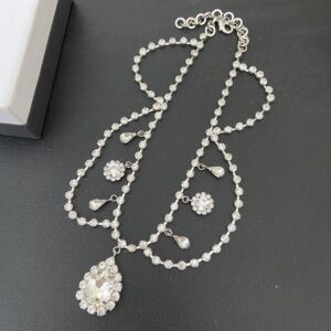 #503 Exclusive High-Class Fashion Drop Design Crystal Necklace