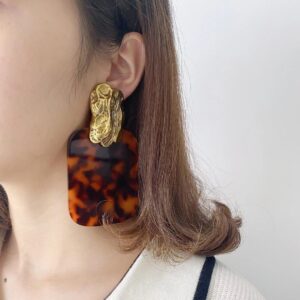 44966#European and American metal light luxury design antique ear clip acrylic resin tortoiseshell earrings ear clip antique leopard pattern earrings