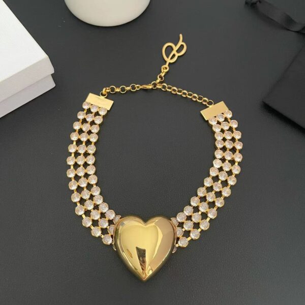 45166#European and American fashion new gold heart multi-layer crystal adjustable necklace with light luxury design and high-end feeling collarbone chain - Image 2