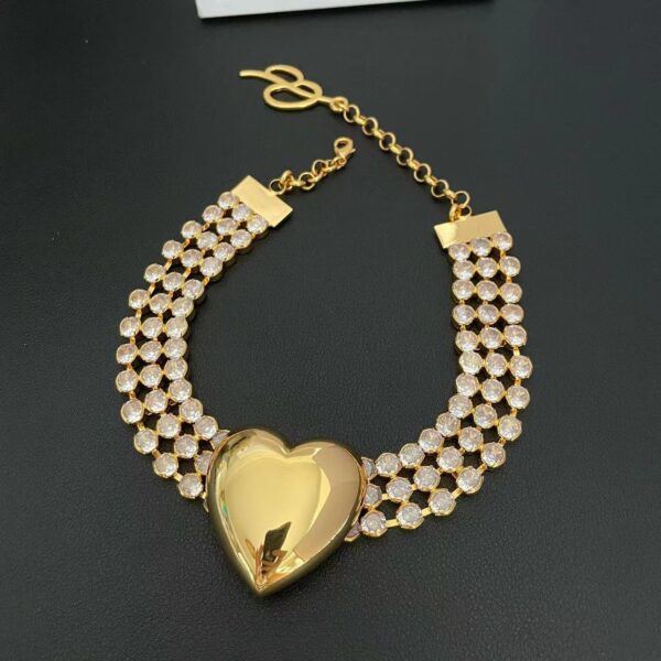 45166#European and American fashion new gold heart multi-layer crystal adjustable necklace with light luxury design and high-end feeling collarbone chain - Image 3
