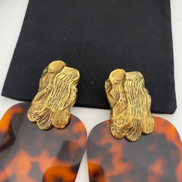44966#European and American metal light luxury design antique ear clip acrylic resin tortoiseshell earrings ear clip antique leopard pattern earrings - Image 7